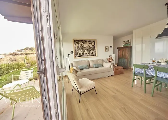 Flores Del Mar, A Un Paso De Appartement Comillas