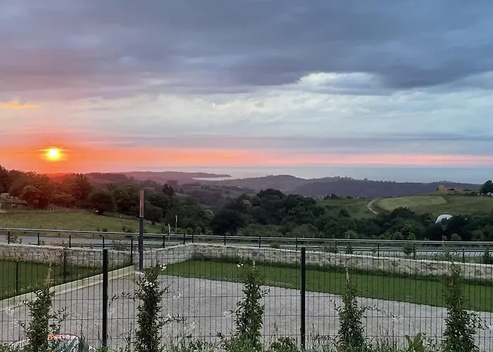 Flores Del Mar, A Un Paso De *